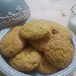 Biscotti con gocce di cioccolato