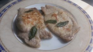 Scaloppine di arista al vino bianco e salvia