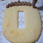 torta di pasta frolla a forma di numero