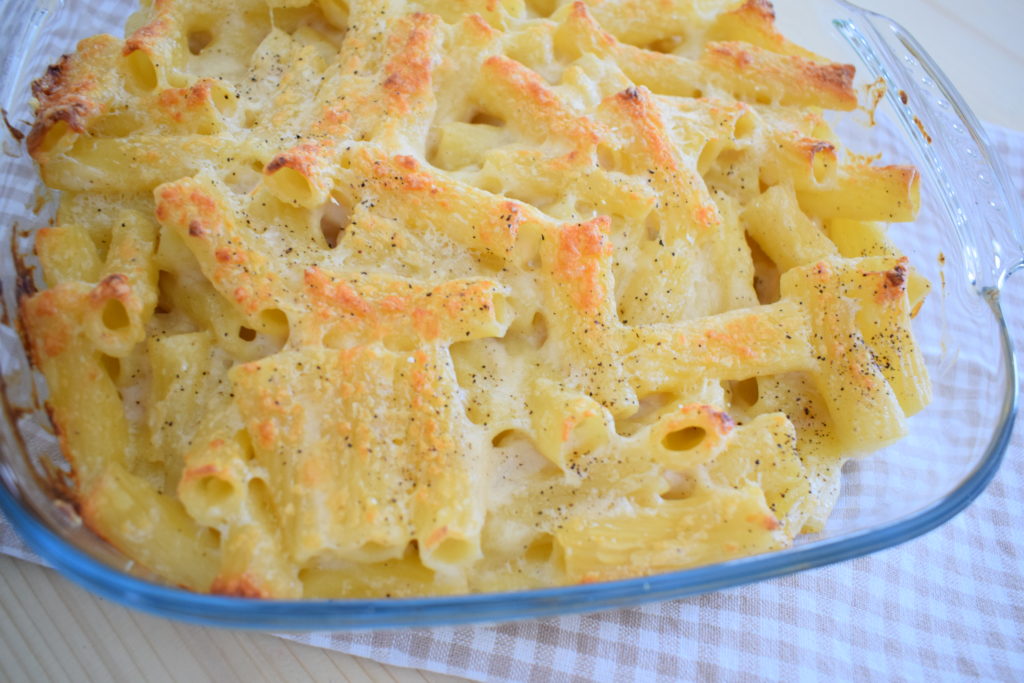 Pasta gratinata con besciamella