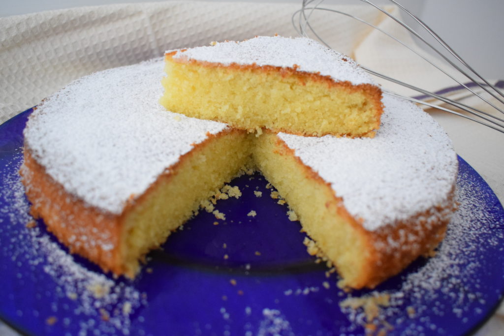 Torta alla panna montata