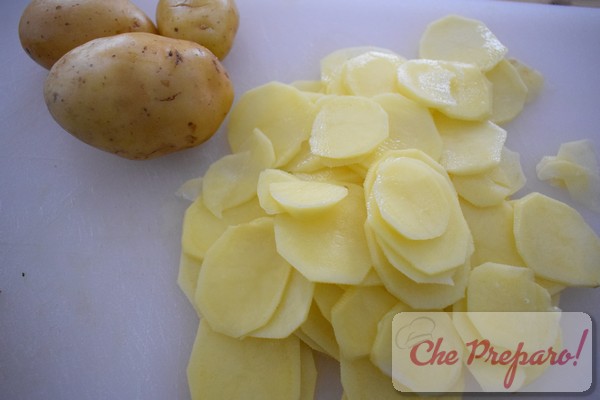 Patate e zucchine gratinate