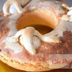 Casatiello napoletano