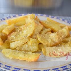 Patate cacio e pepe al forno